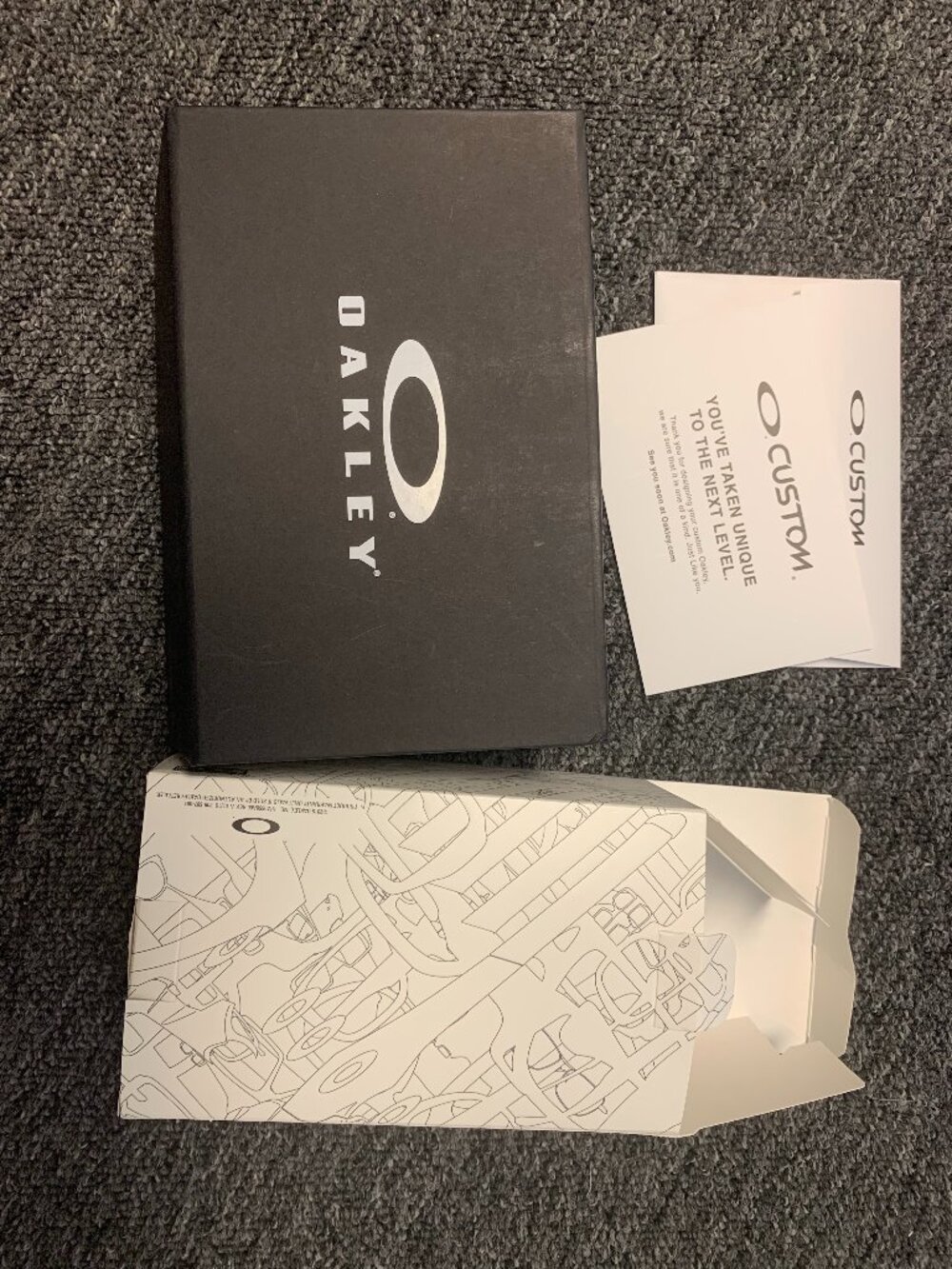 OAKLEY EMPTY BOX